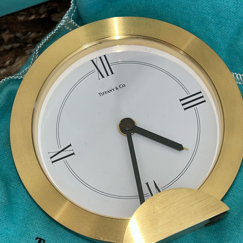 Tiffany & Co. Brass Desk Clock On Flat Stand Bottom -  Authentic - Picture 5 of 8